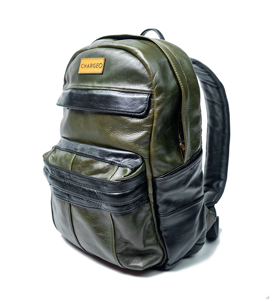 Chargeo Leather Bag Centurion Avocado Diagonal View