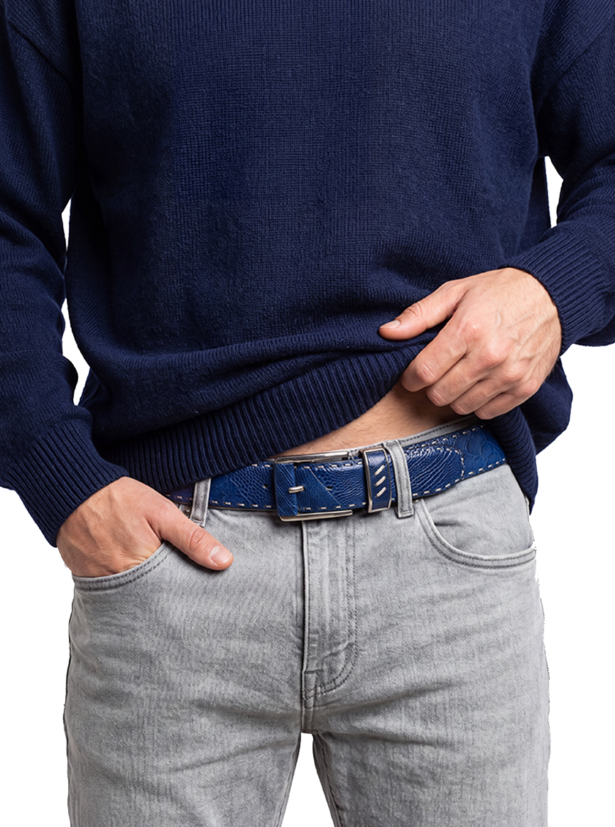 CHARGEO Model on Blue Serengeti Ostrich Leg Belt