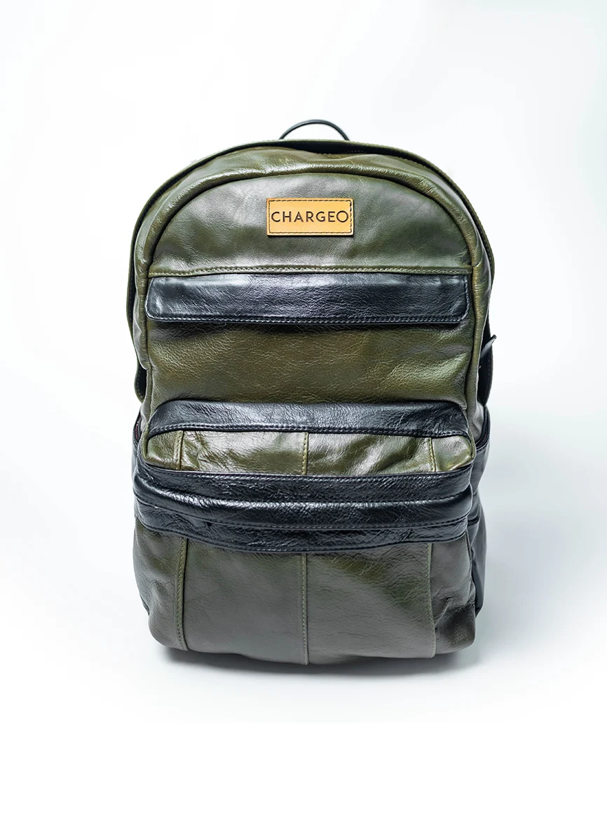 Chargeo Leather Bag Centurion Front View