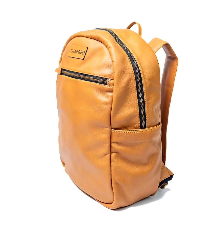 Chargeo Leather Bag Bryanston Butter Tan Diagonal Right View Chargeo Leather Bag Bryanston Butter Tan Diagonal Right View