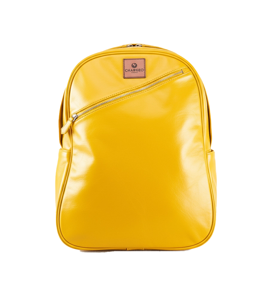 Front view of CHARGEO Pretoria Backpack in BUtter Tan leather.