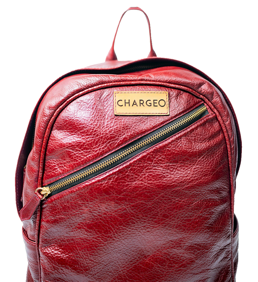 CHARGEO Leather Bag Pretoria Ruby Red Close-up Front Top View